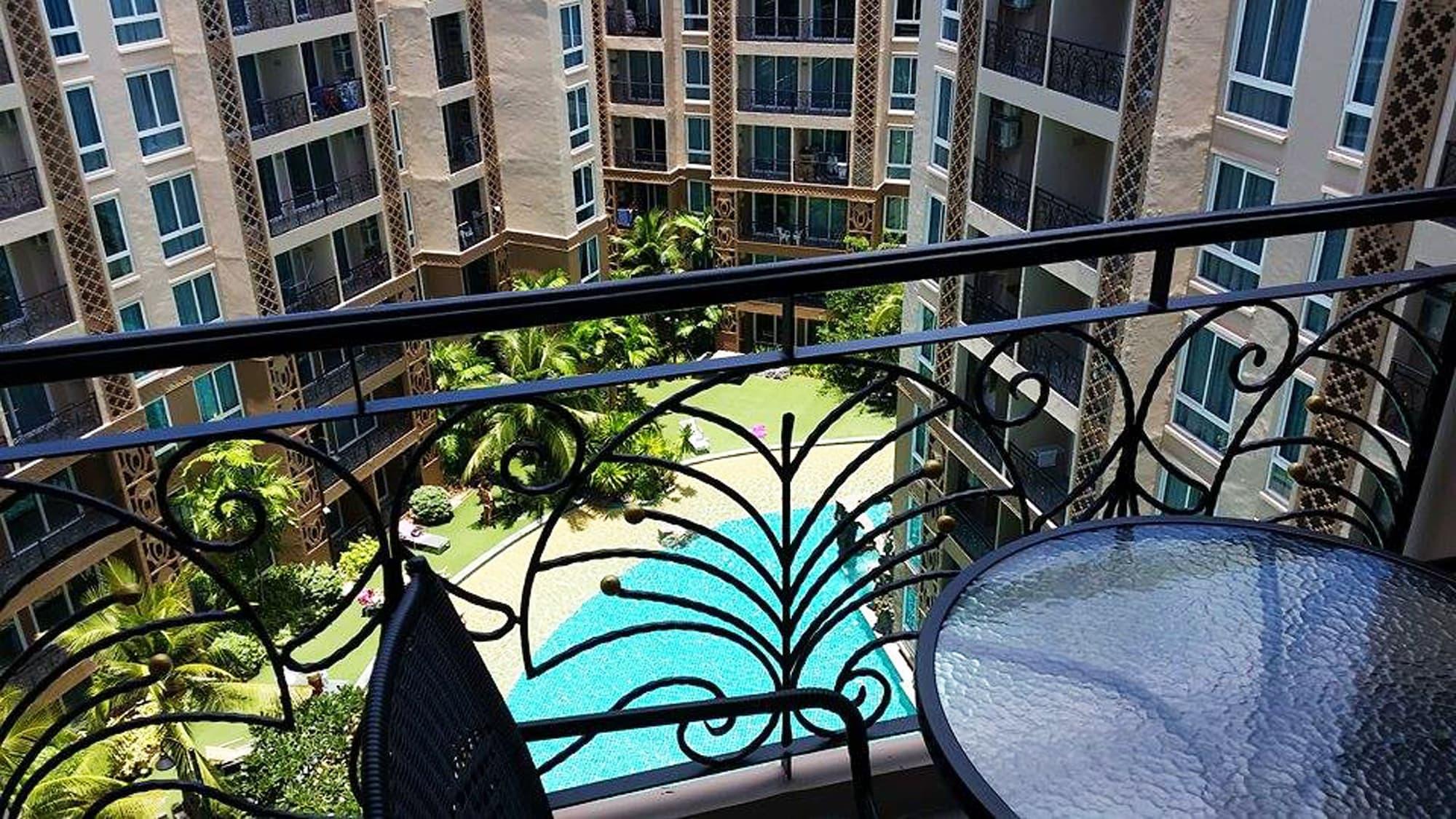 Atlantis Condo Resort Haat Jomtien Eksteriør bilde
