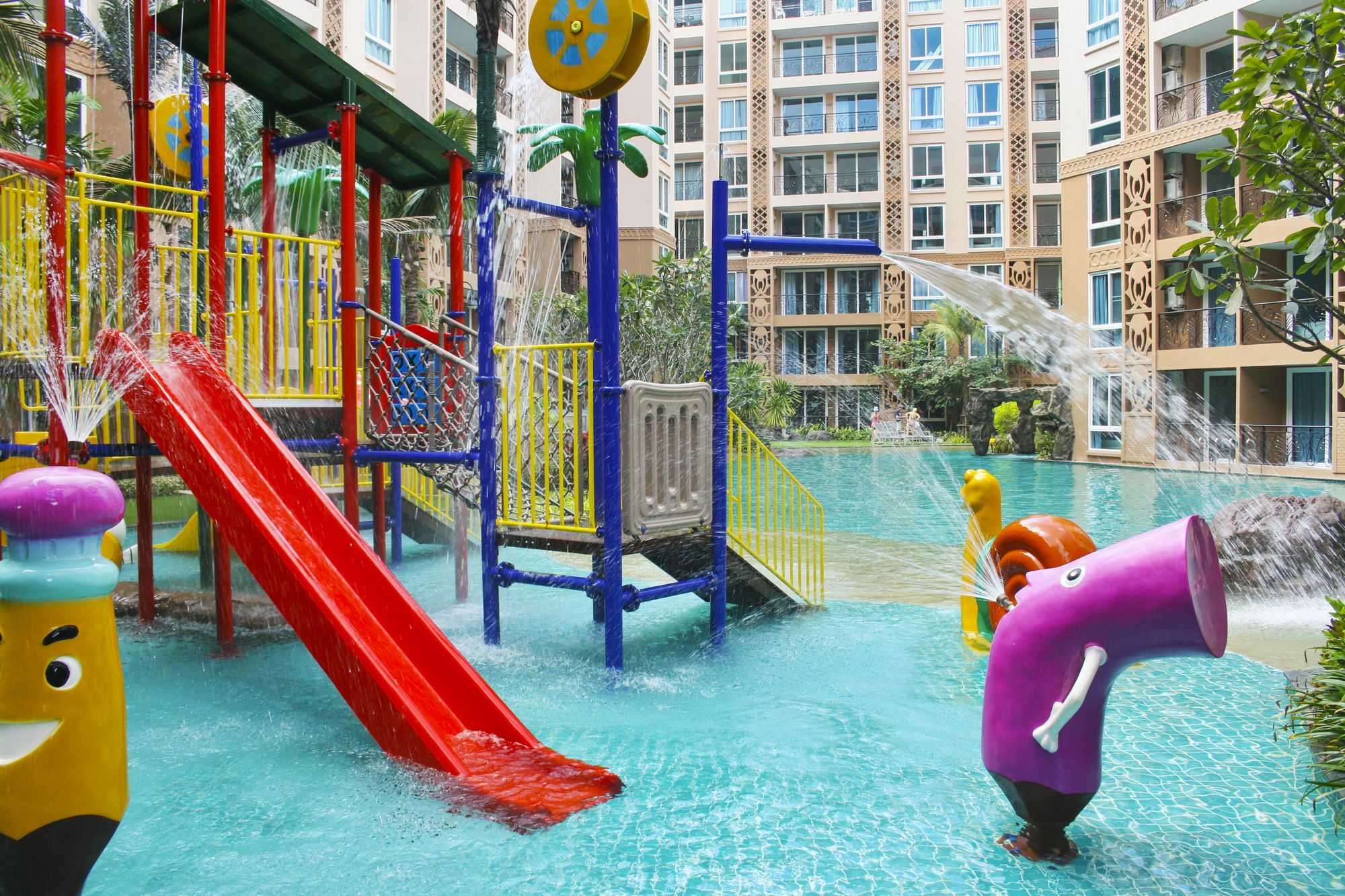 Atlantis Condo Resort Haat Jomtien Eksteriør bilde