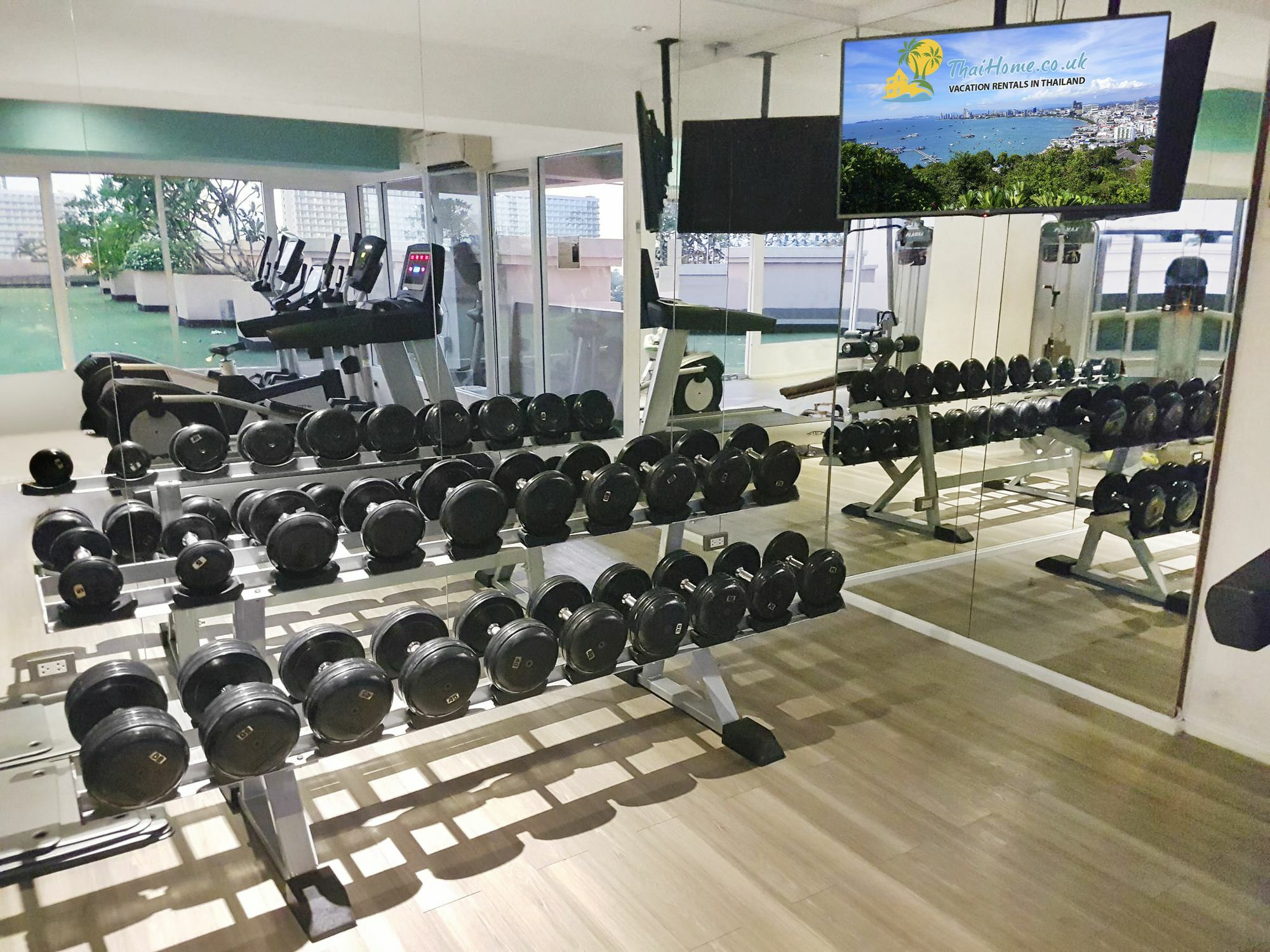 Atlantis Condo Resort Haat Jomtien Eksteriør bilde